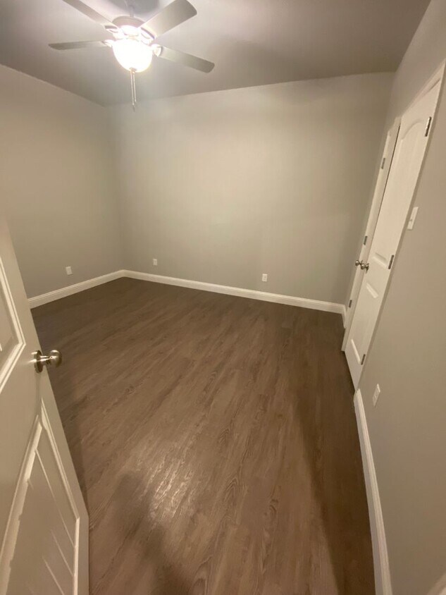 1097 Grindstone, Weatherford, TX 76087 Townhome Rentals in