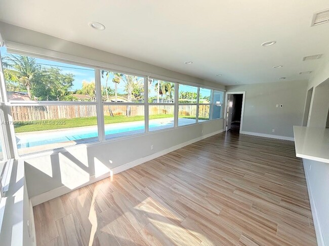 Foto del edificio - 401 S Highland Dr