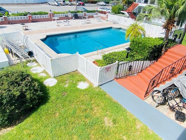 Foto del edificio - 1100 Atlantic Shores Blvd