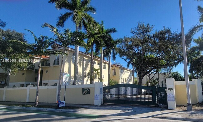 Foto del edificio - 3356 Bird Ave