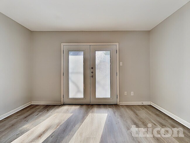 Foto del edificio - 1803 Westcrest Dr