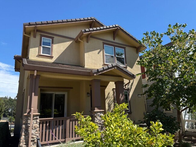 Building Photo - 64 Persimmon Walk