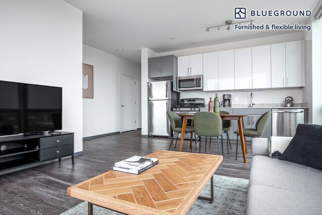 Foto del edificio - 2340 N California Ave