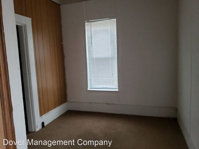 Foto del edificio - 2 br, 1 bath House - 403 W. 8th St.
