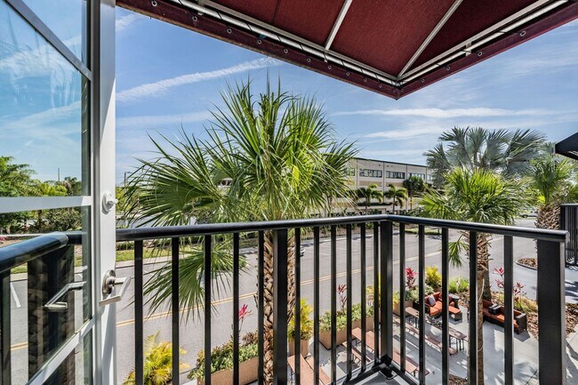 Building Photo - Galleria Oldsmar