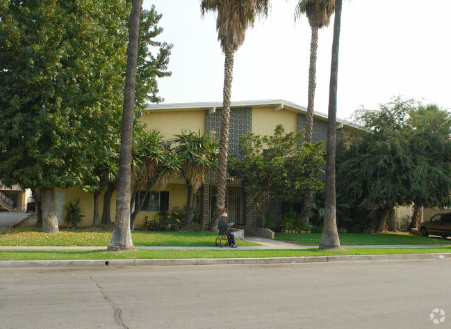 Alternate Building View 1 - Gardena Apartments