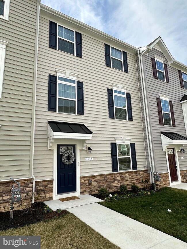 Foto del edificio - 1130 Dovetail Cir