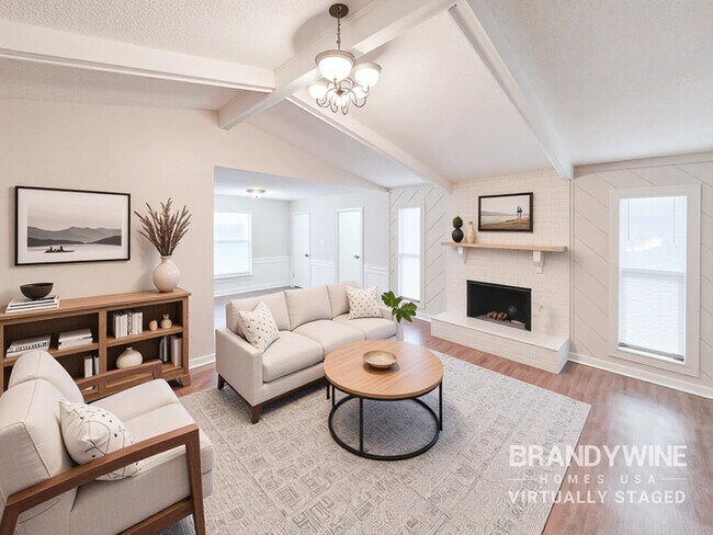 Foto del edificio - 6309 Golden Park Dr