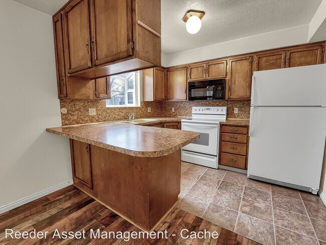 Foto del edificio - 3 br, 2.5 bath House - 94 South 1000 East