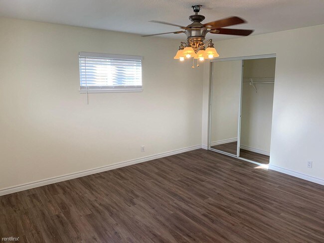 Building Photo - 3 br, 2 bath House - 2303 E Parkside Ave