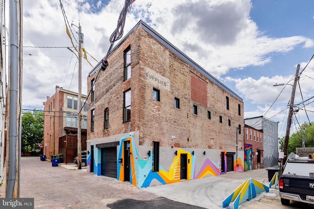 Primary Photo - 101 E Trenton St