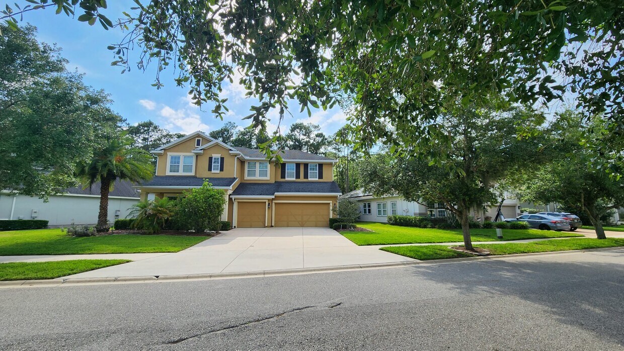 Foto principal - 493 Majestic Eagle Dr