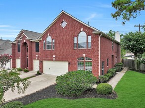 Building Photo - 1408 S Friendswood Dr