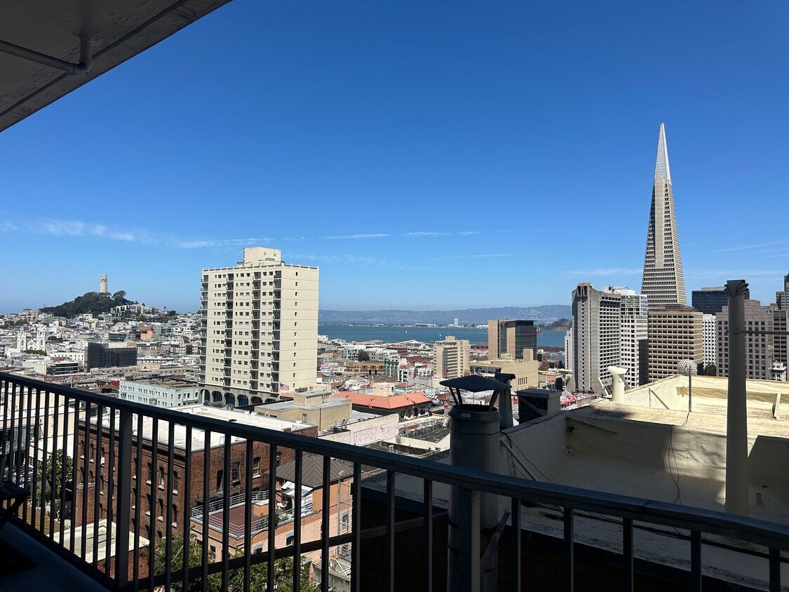 Primary Photo - Modern 1bd Condo w/Beautiful Views
