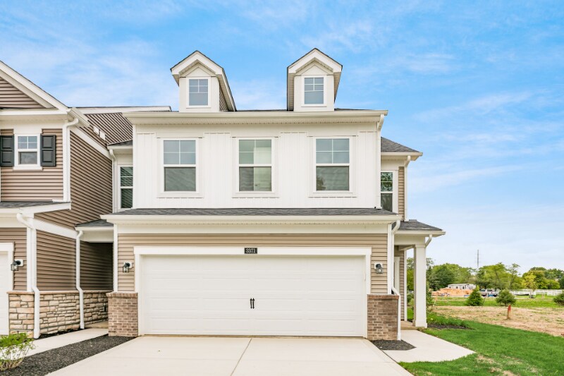 Primary Photo - 3384 Abberley Drive