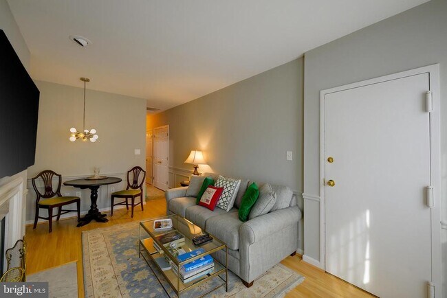 Foto del edificio - 226 3rd St NE