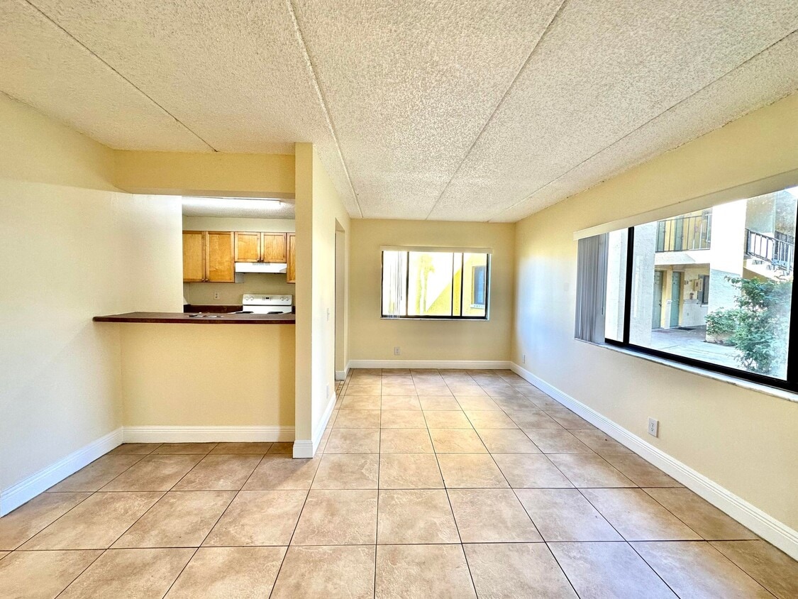 710 Meadows Cir Unit 710, Boynton Beach, FL 33436 Condo for Rent in