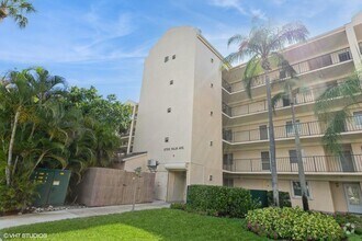 Building Photo - 275 Palm Ave