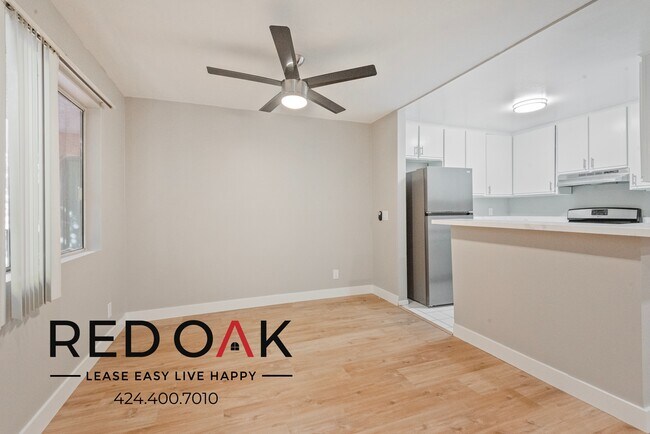 Foto del edificio - ~1 Month FREE~ Charming and Spacious Two B...