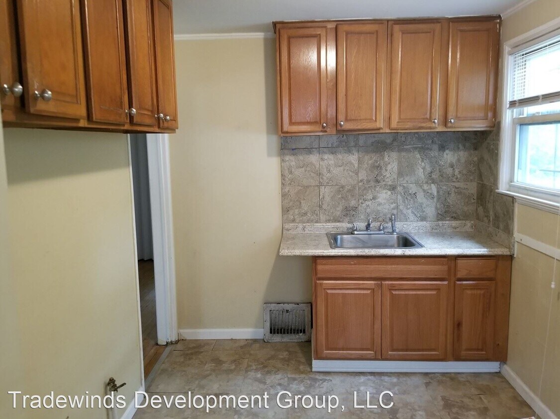 Building Photo - 2 br, 1 bath House - 19956 Faust