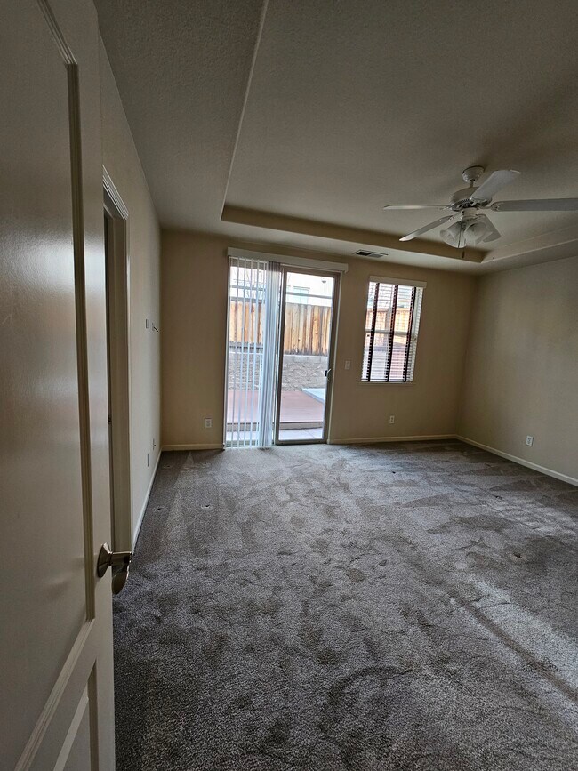 Foto del edificio - 3966 White Oak Ln