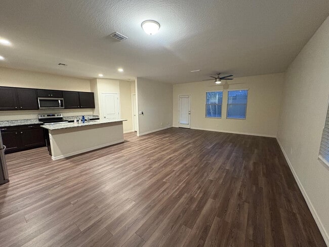 Foto del edificio - 2395 E Santa Ynez Dr