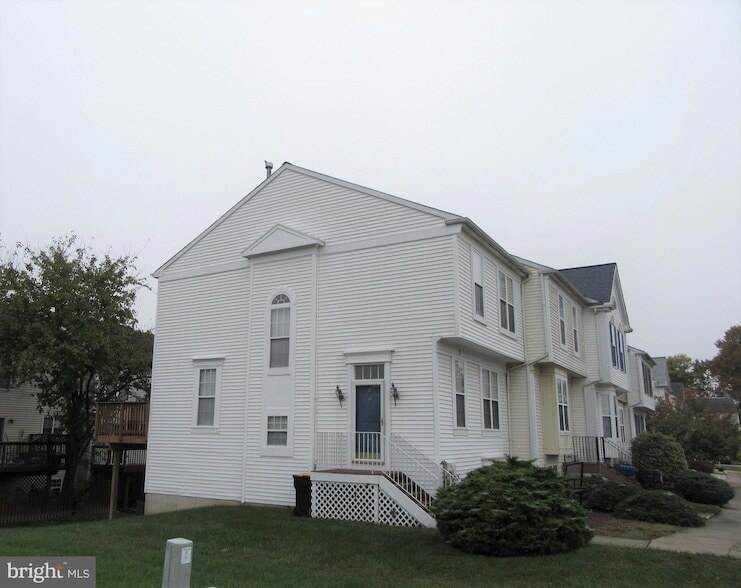 Primary Photo - 3 Creek Ln