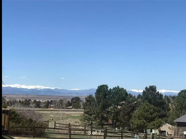 Building Photo - 8555 Piute Dr