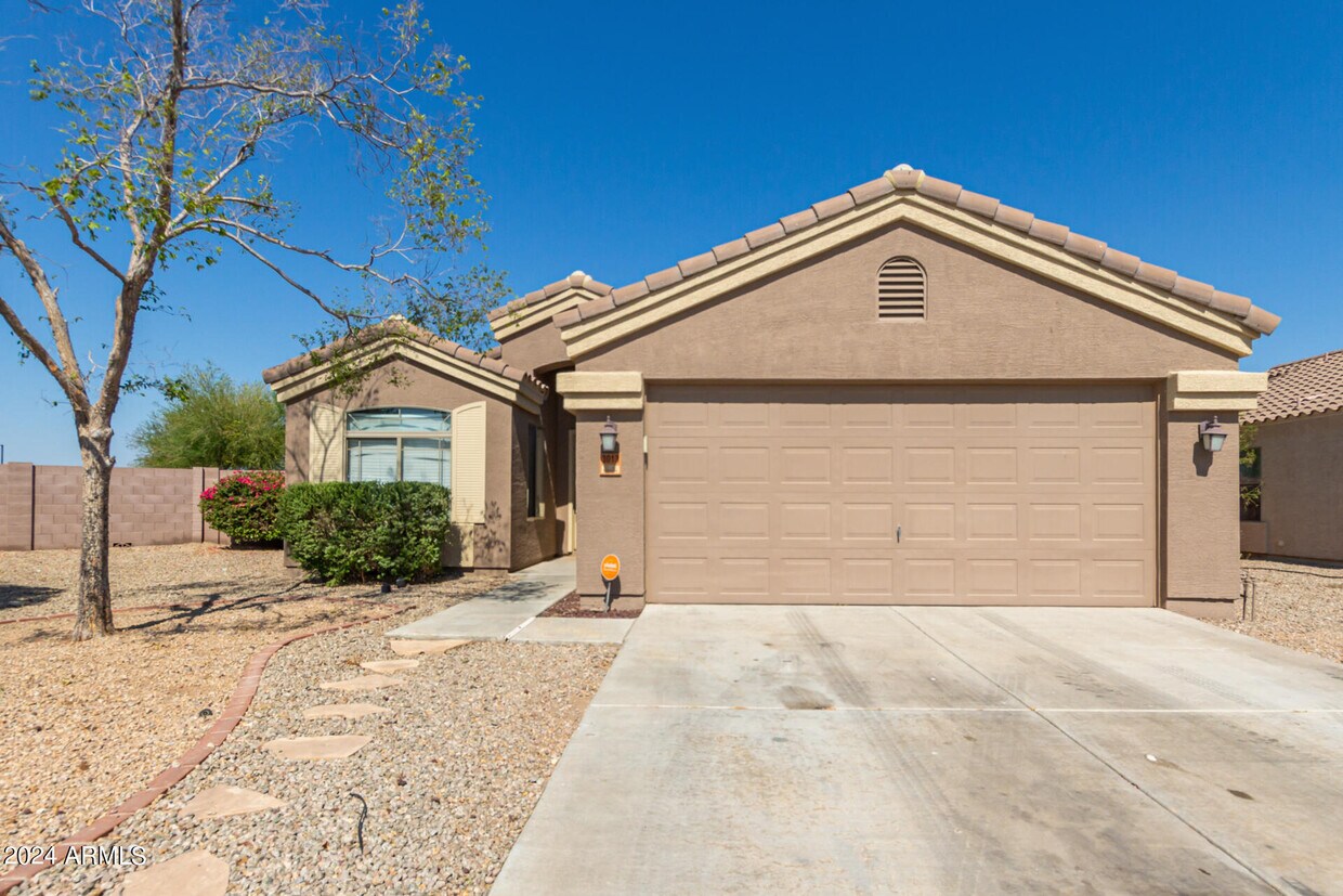 Primary Photo - 3013 S 159th Ln