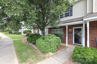 Building Photo - 15485 Asterwind Ct