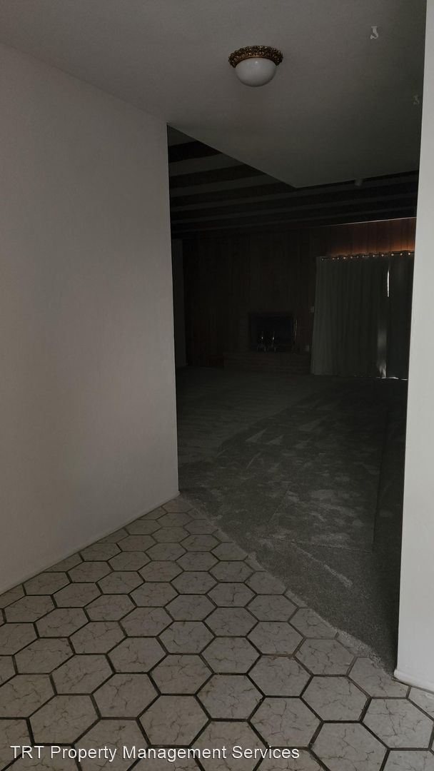 Foto del edificio - 3 br, 2 bath House - 7149 E SABINO VISTA CIR