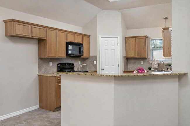 Foto del edificio - 3714 Ridgemont Dr