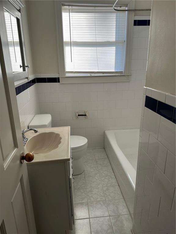 Foto del edificio - 1398 Woodmont Ln NW