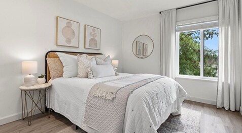 Foto principal - 18906 8th Ave NW