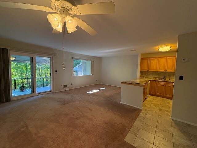 Foto del edificio - 188 Long Hill Dr