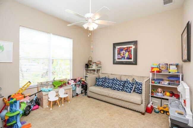 Foto del edificio - ***3BEDS/4BATHS***UNFURNISHED***SINGLE FAM...
