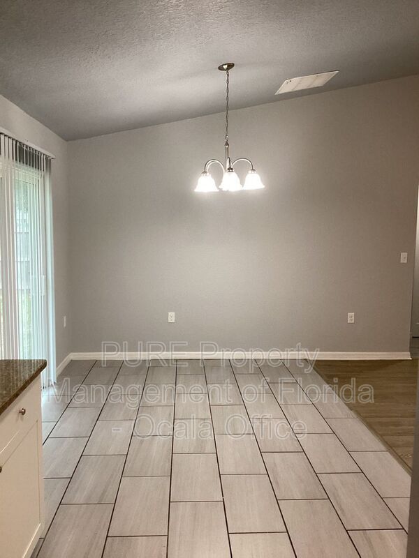 Building Photo - 5439 NW 63rd Pl