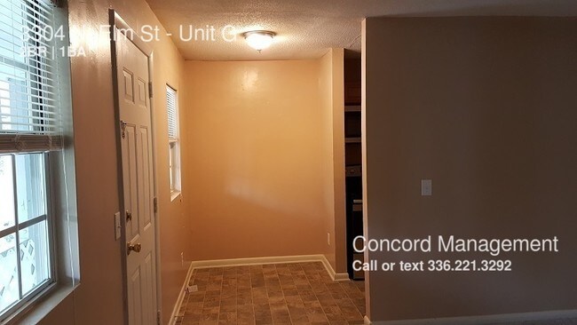 Building Photo - 3304 N. Elm Street Apt. G