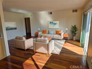 Building Photo - 702 Park