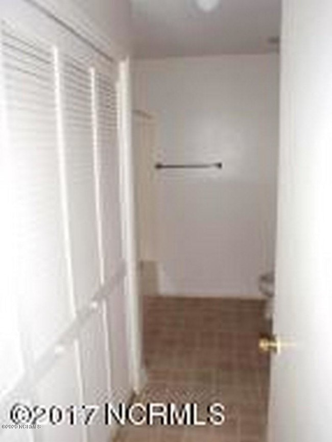 Building Photo - 1818 Countrywood Blvd
