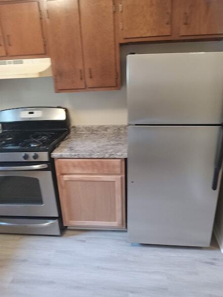 Foto del edificio - 1338 Brookview Ln
