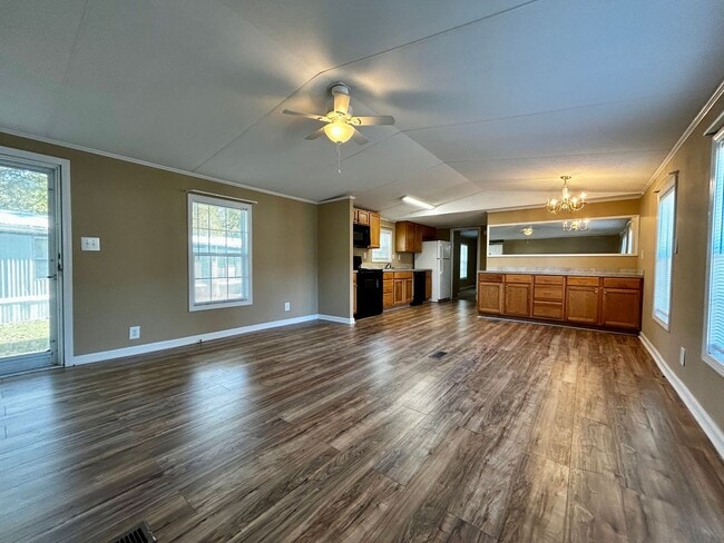 Building Photo - Pictures Coming Soon! 3 Bedroom 2 Bath