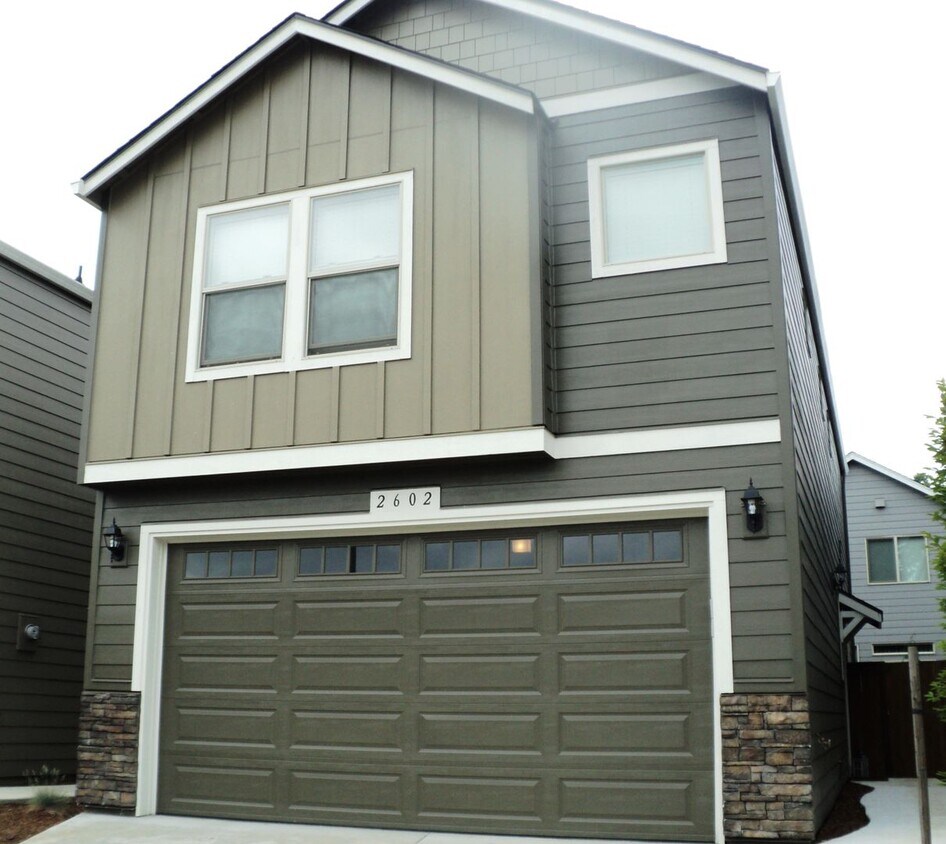 Foto principal - Beautiful Luxury Home. Great Location.