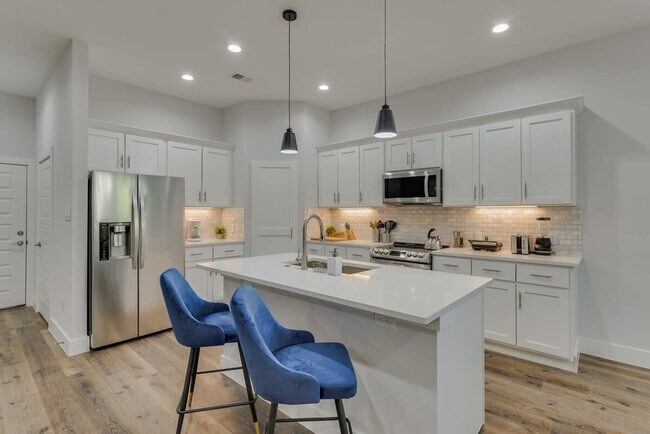 Building Photo - 4120 Tram Dr