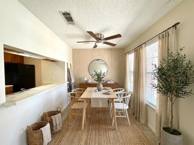 Foto del edificio - 14343 Judson Rd