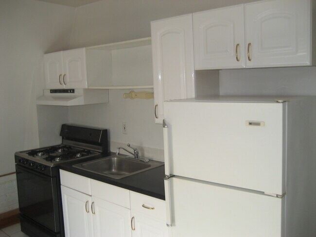 Kitchen - 81 South St