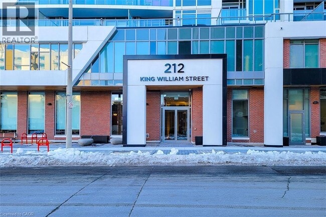 Building Photo - 212 King William St