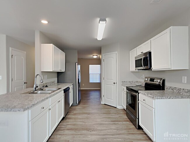 Building Photo - 678 Scarlet Leaf Ln.