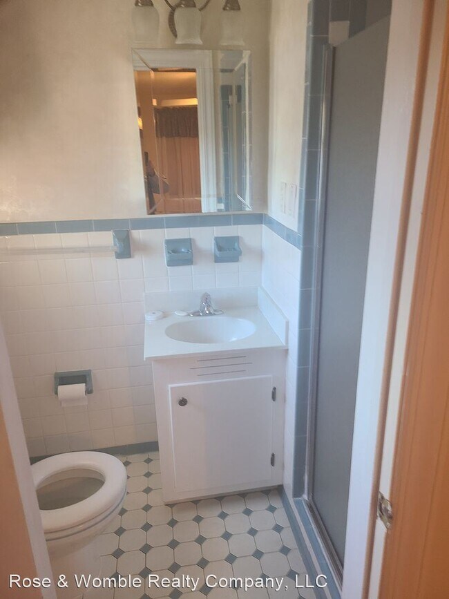 Foto del edificio - 3 br, 2 bath House - 2449 Smith Avenue