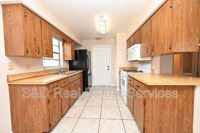 Foto del edificio - 1018 Sunshine Way SW